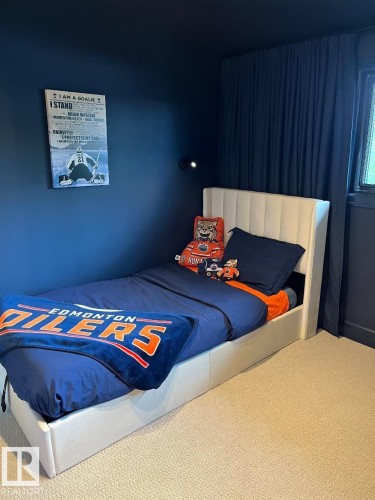 10804 65 Street, Edmonton, AB - Indoor Photo Showing Bedroom