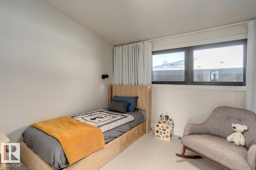 10804 65 Street, Edmonton, AB - Indoor Photo Showing Bedroom