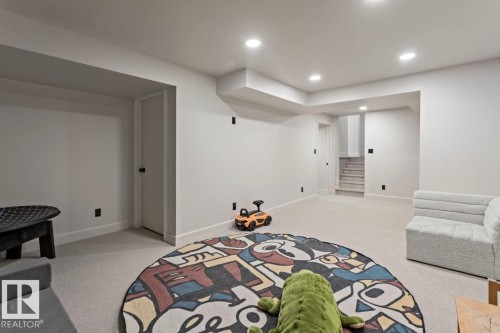 10804 65 Street, Edmonton, AB - Indoor Photo Showing Bedroom