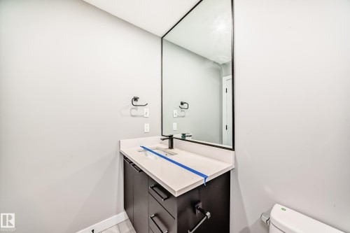 6819 171 Avenue, Edmonton, AB - Indoor Photo Showing Bathroom