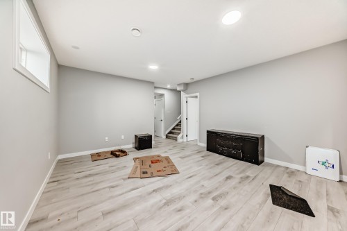 6819 171 Avenue, Edmonton, AB - Indoor