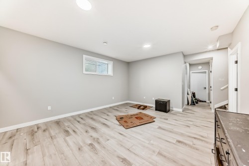 6819 171 Avenue, Edmonton, AB - Indoor Photo Showing Other Room
