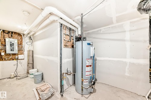 6819 171 Avenue, Edmonton, AB - Indoor