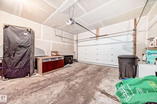 6819 171 Avenue, Edmonton, AB - Indoor Photo Showing Garage