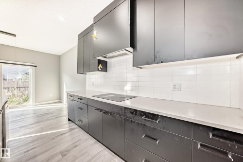 6819 171 Avenue, Edmonton, AB - Indoor Photo Showing Kitchen