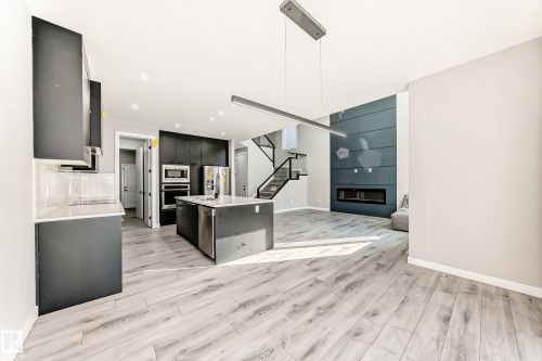 6819 171 Avenue, Edmonton, AB - Indoor