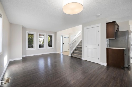 1104 161 Street, Edmonton, AB - Indoor