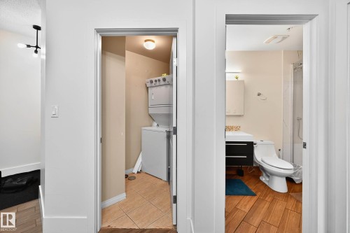 401 10504 99 Avenue, Edmonton, AB - Indoor