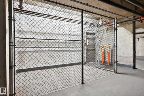 401 10504 99 Avenue, Edmonton, AB - Indoor