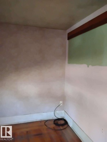 4924 53 Street, Innisfree, AB - Indoor Photo Showing Other Room