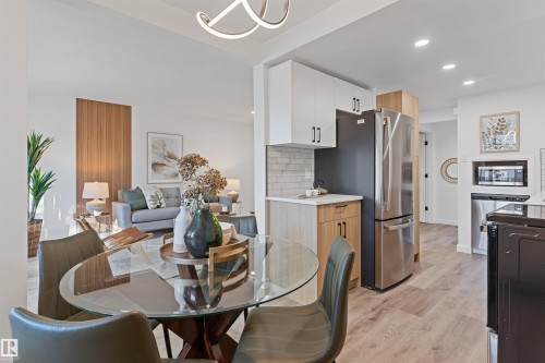 70 Amberly Crest, Edmonton, AB - Indoor