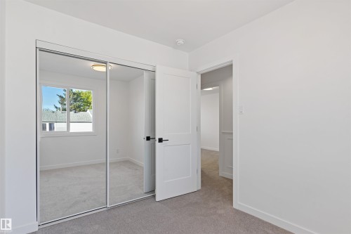 70 Amberly Crest, Edmonton, AB - Indoor Photo Showing Other Room