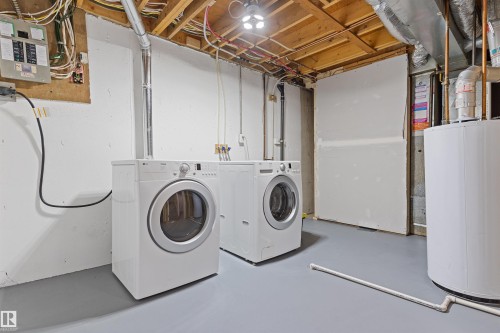 70 Amberly Crest, Edmonton, AB - Indoor Photo Showing Laundry Room