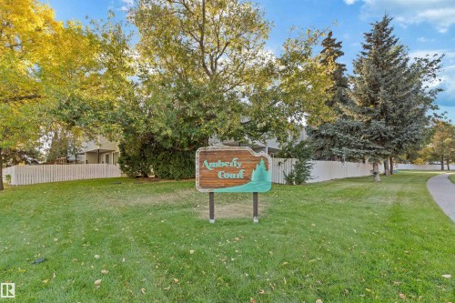 70 Amberly Crest, Edmonton, AB - Outdoor