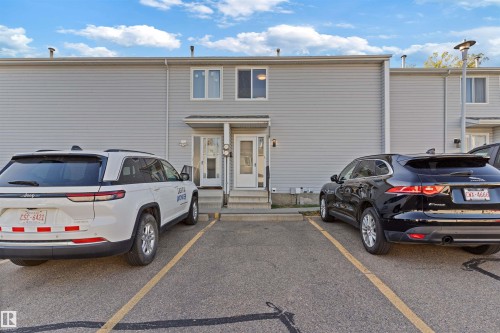 70 Amberly Crest, Edmonton, AB - Outdoor