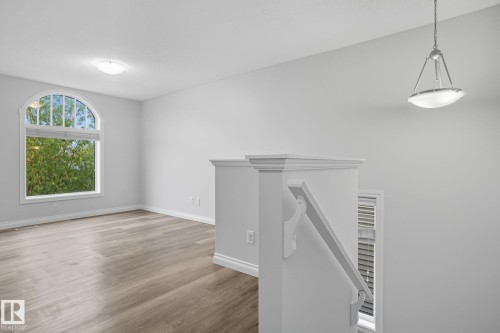 2209 Austin Way, Edmonton, AB - Indoor Photo Showing Other Room