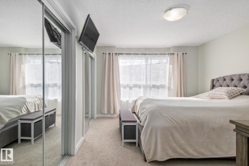 33 13215 153 Avenue, Edmonton, AB - Indoor Photo Showing Bedroom
