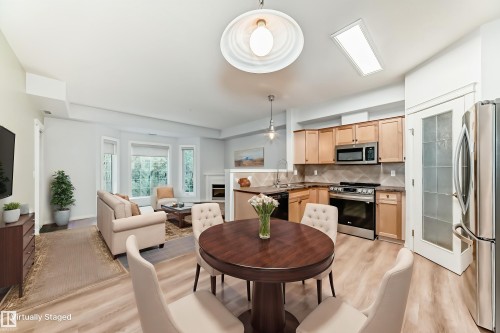 220 612 111 Street, Edmonton, AB - Indoor