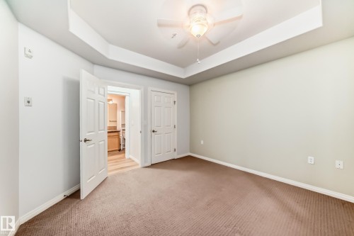 220 612 111 Street, Edmonton, AB - Indoor Photo Showing Other Room