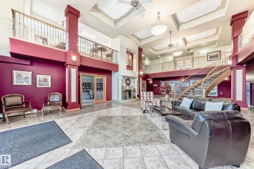 220 612 111 Street, Edmonton, AB - Indoor Photo Showing Other Room