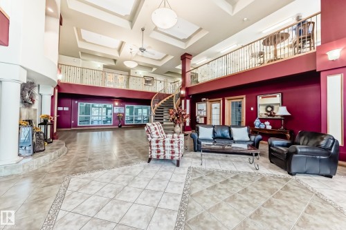 220 612 111 Street, Edmonton, AB - Indoor Photo Showing Other Room