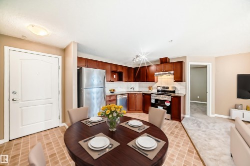 344 1520 Hammond Gate Gate, Edmonton, AB - Indoor