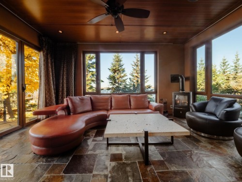 3 Eagle Drive, Rural Bonnyville M.D., AB - Indoor Photo Showing Living Room