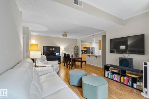 35C 79 Bellerose Drive, St. Albert, AB - Indoor Photo Showing Living Room