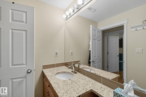 35C 79 Bellerose Drive, St. Albert, AB - Indoor Photo Showing Bathroom