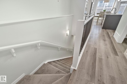 1093 Secord Promenade, Edmonton, AB - Indoor