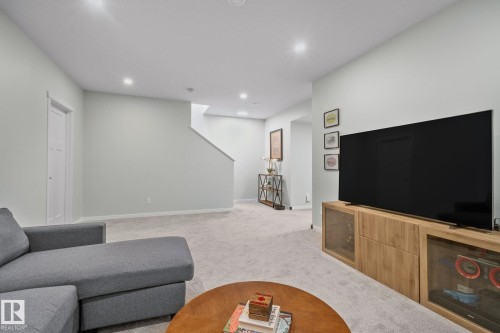 1093 Secord Promenade, Edmonton, AB - Indoor