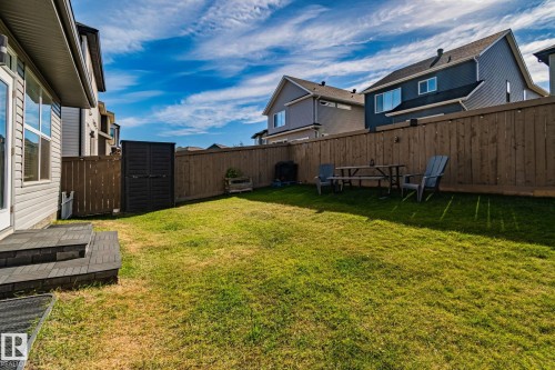 1093 Secord Promenade, Edmonton, AB - Outdoor