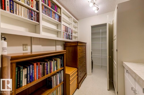 1403 11503 100 Avenue, Edmonton, AB - Indoor