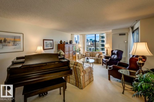 1403 11503 100 Avenue, Edmonton, AB - Indoor Photo Showing Living Room