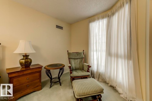 1403 11503 100 Avenue, Edmonton, AB - Indoor