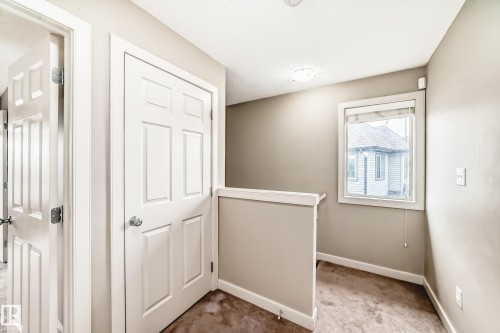3834 Allan Drive, Edmonton, AB - Indoor Photo Showing Other Room
