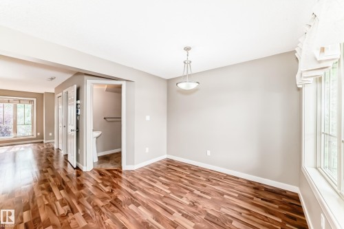 3834 Allan Drive, Edmonton, AB - Indoor Photo Showing Other Room