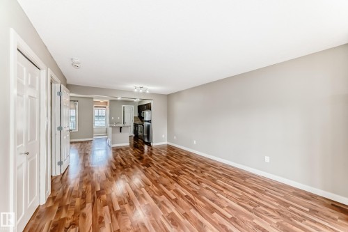 3834 Allan Drive, Edmonton, AB - Indoor Photo Showing Other Room