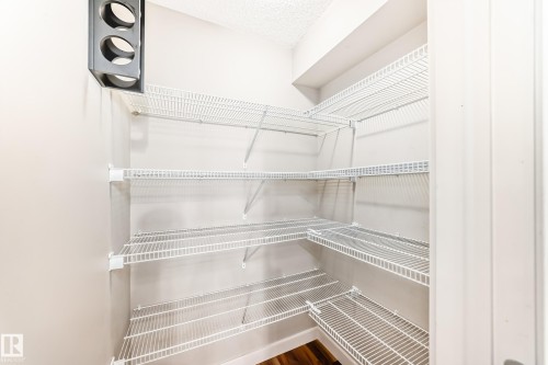 3834 Allan Drive, Edmonton, AB - Indoor With Storage