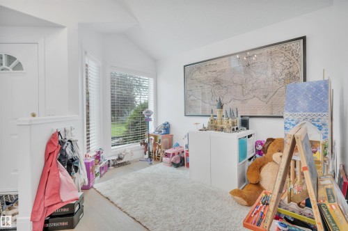 34 Foxboro Close, Sherwood Park, AB - Indoor Photo Showing Other Room