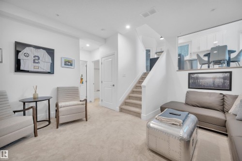 34 Foxboro Close, Sherwood Park, AB - Indoor Photo Showing Living Room