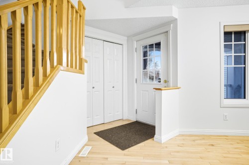 548 Adams Way, Edmonton, AB - Indoor Photo Showing Other Room