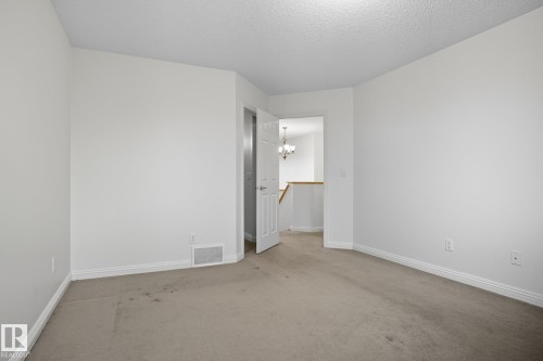 548 Adams Way, Edmonton, AB - Indoor Photo Showing Other Room