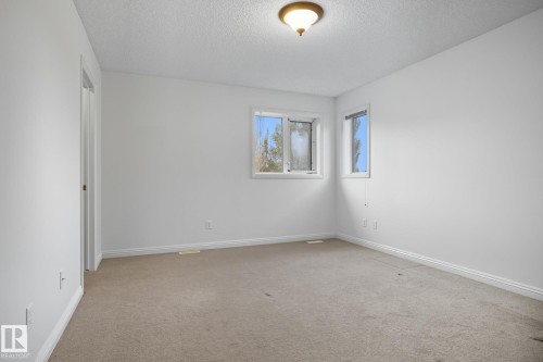 548 Adams Way, Edmonton, AB - Indoor Photo Showing Other Room