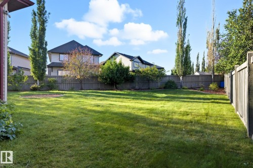 548 Adams Way, Edmonton, AB - Outdoor