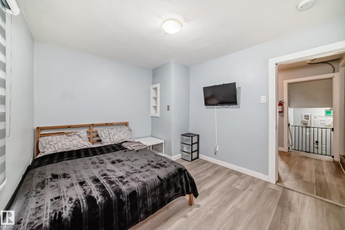 11951 77 Street Nw, Edmonton, AB - Indoor Photo Showing Bedroom