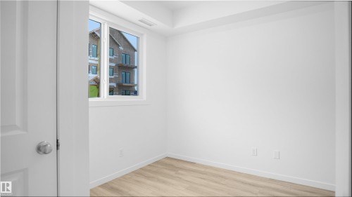 103 9215 228 Street, Edmonton, AB - Indoor Photo Showing Other Room