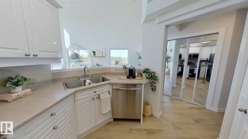 508 7839 96 Street, Edmonton, AB - Indoor Photo Showing Kitchen With Double Sink