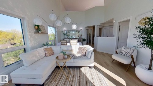 508 7839 96 Street, Edmonton, AB - Indoor Photo Showing Living Room