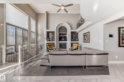 Edmonton, AB - Indoor Photo Showing Other Room